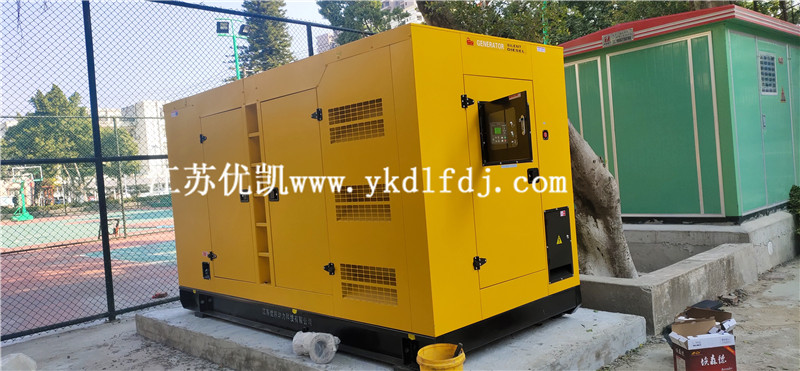 2021年1月18日，200KW玉柴發(fā)電機(jī)組靜音型交付廣西防城港某單位使用