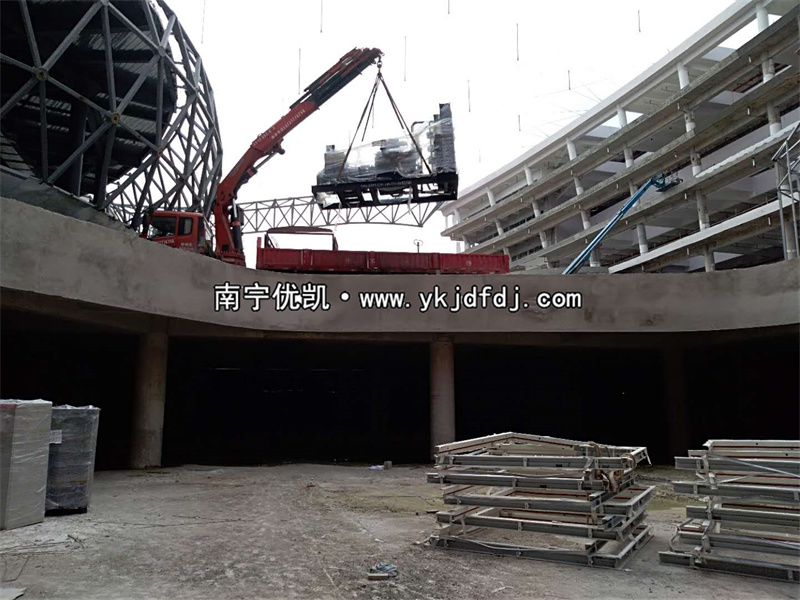 2022年6月15日，900KW上柴發(fā)電機(jī)組帶ATS柜通過(guò)驗(yàn)收交付某產(chǎn)業(yè)園