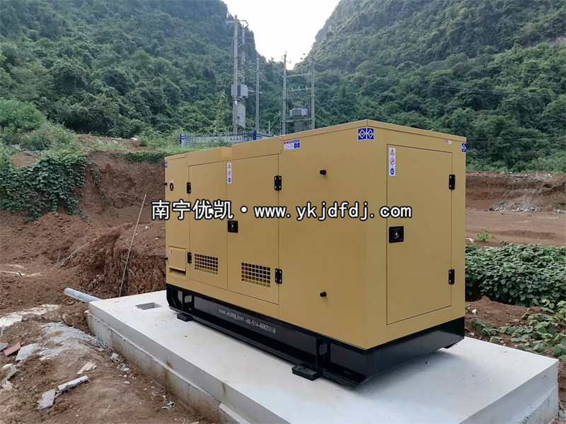 2022年9月24日，50KW、60KW、260KW三臺(tái)柴油發(fā)電機(jī)組發(fā)貨崇左