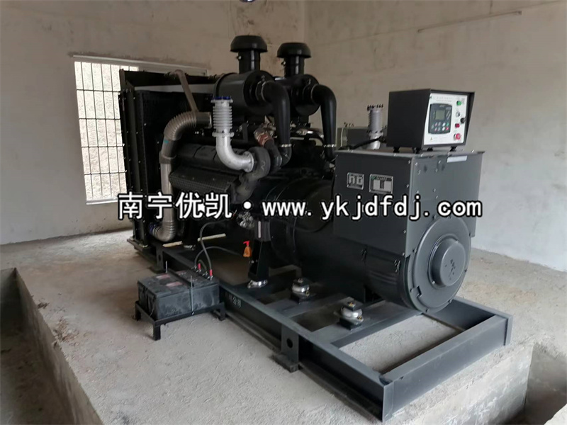 2022年12月8日，500KW上柴發(fā)電機(jī)組發(fā)貨防城港